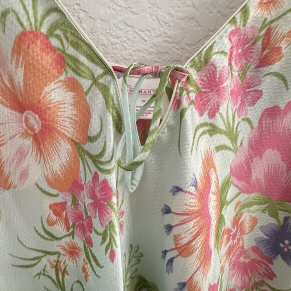 ENCHANTING Women’s Green Hawaiian Floral V-Neck Satin Chemise Nightgown 2X Boho - Picture 2 of 9